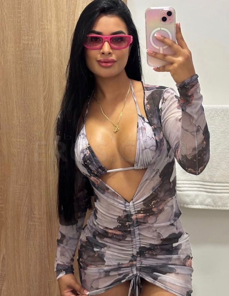 Mia — photo 6