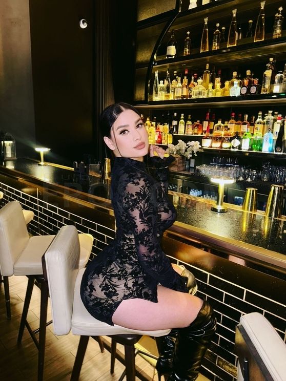 Mia
