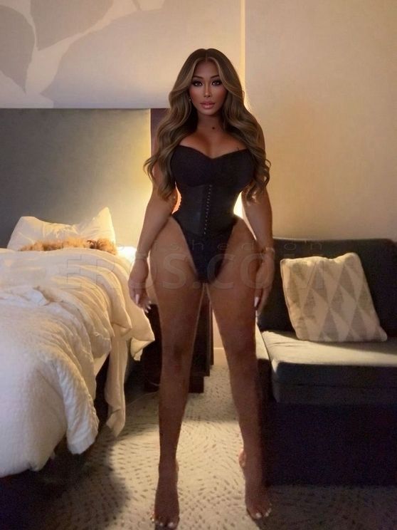 TS Foxy Roxy