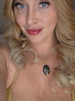 Sloan Hunter