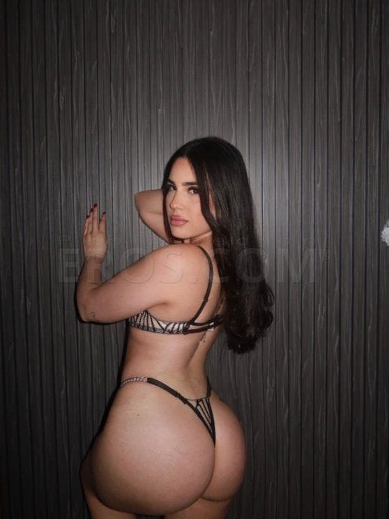 Mia
