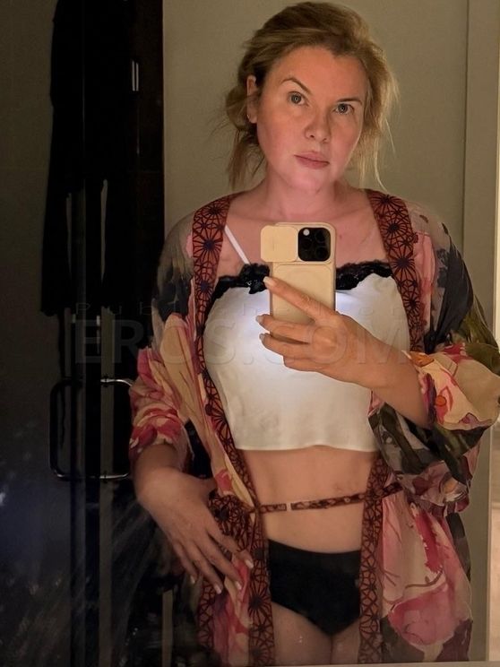 Nikki Blonde European