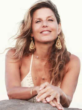 Escape into Pleasure with Lania