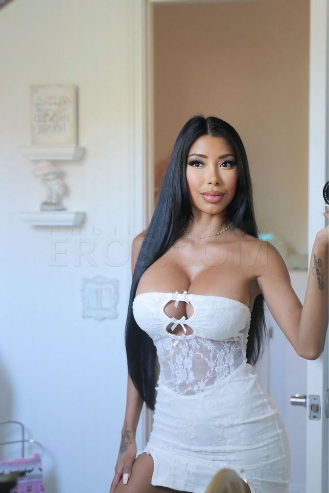 Adult Star Jenna Charlotte — photo 3