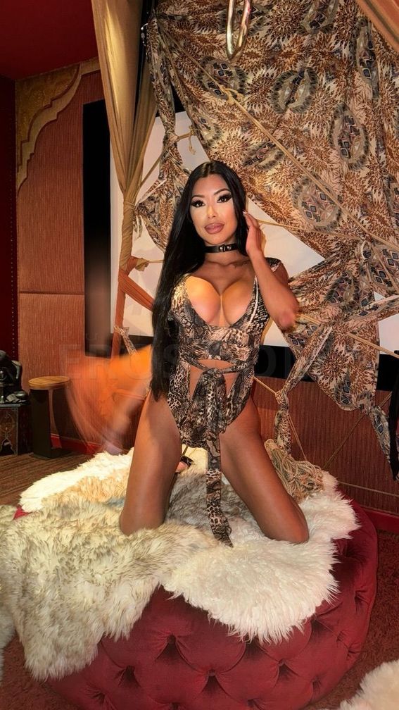 Adult Star Jenna Charlotte — photo 5