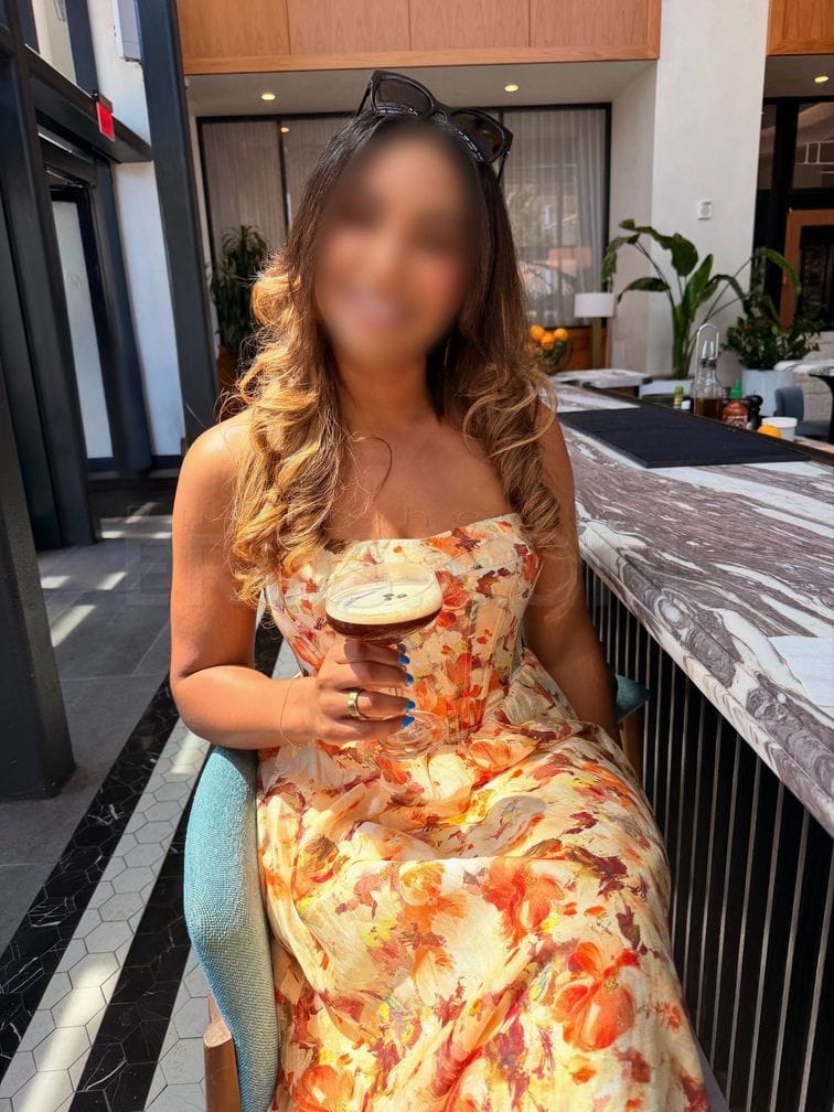 Leah Londyn Visiting
