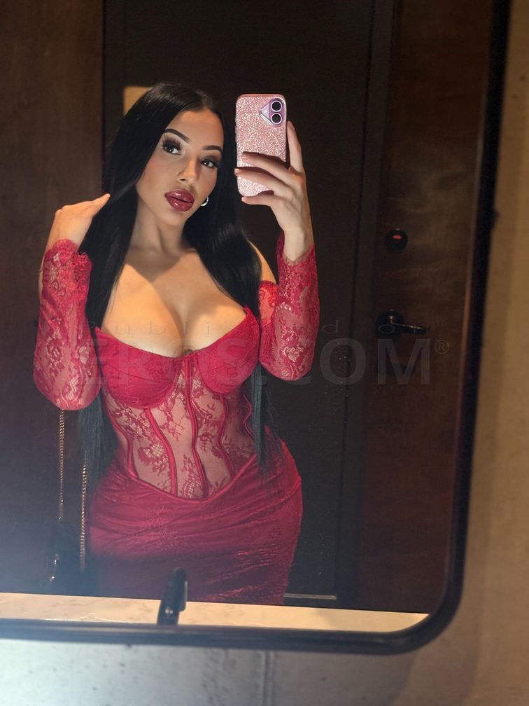 Selena — photo 5