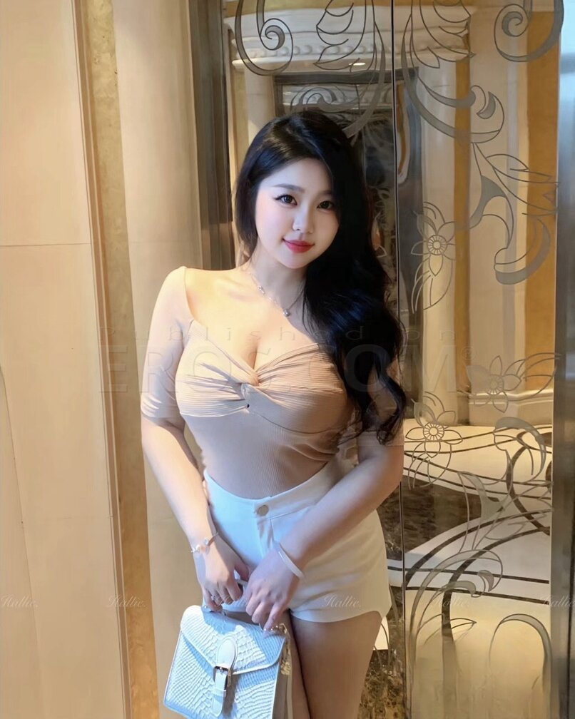 Sweet Taiwan Girl Yomi