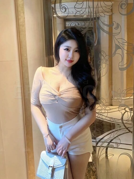 Sweet Taiwan Girl Yomi