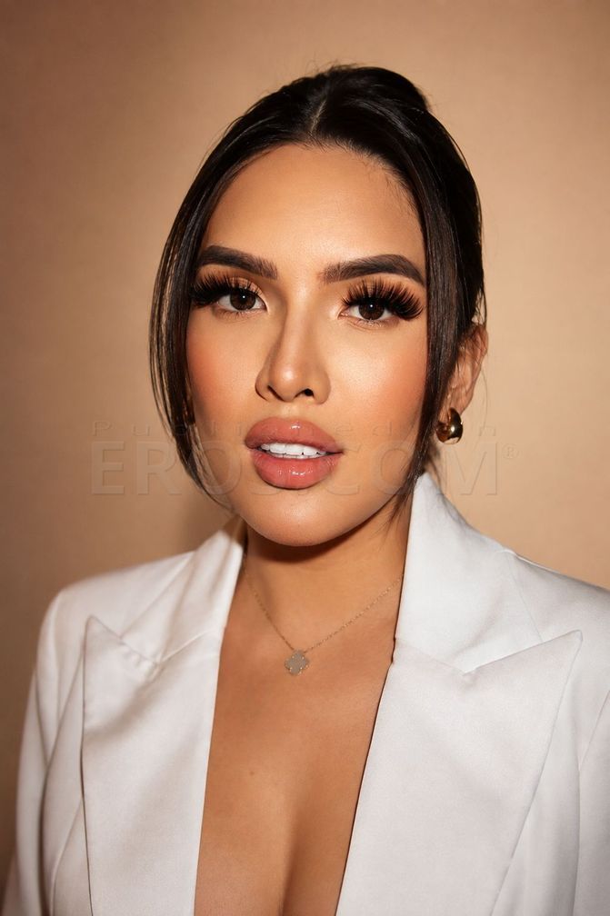 Asian Patricia in KOP — photo 4
