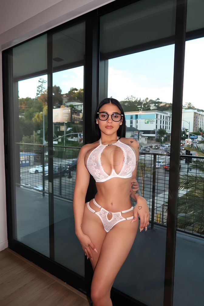 Esmeralda — photo 3