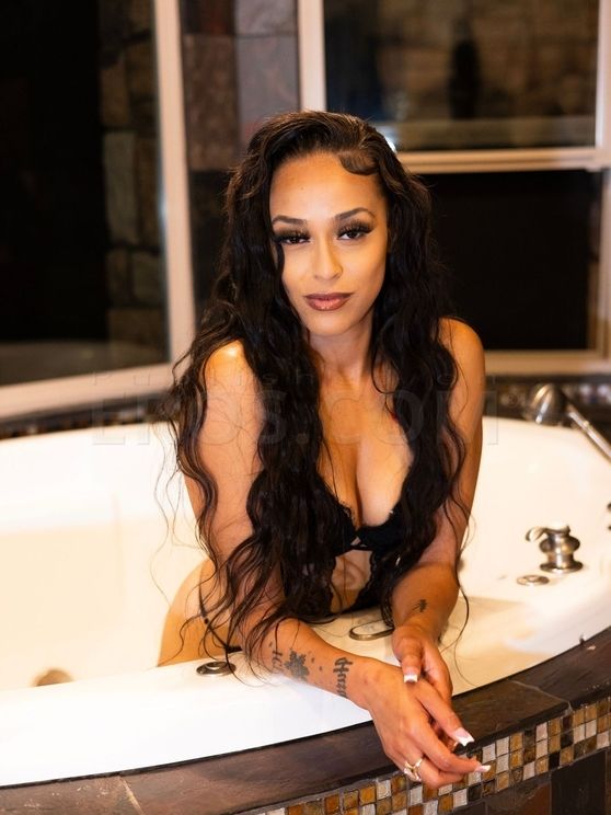 Diamond Banks