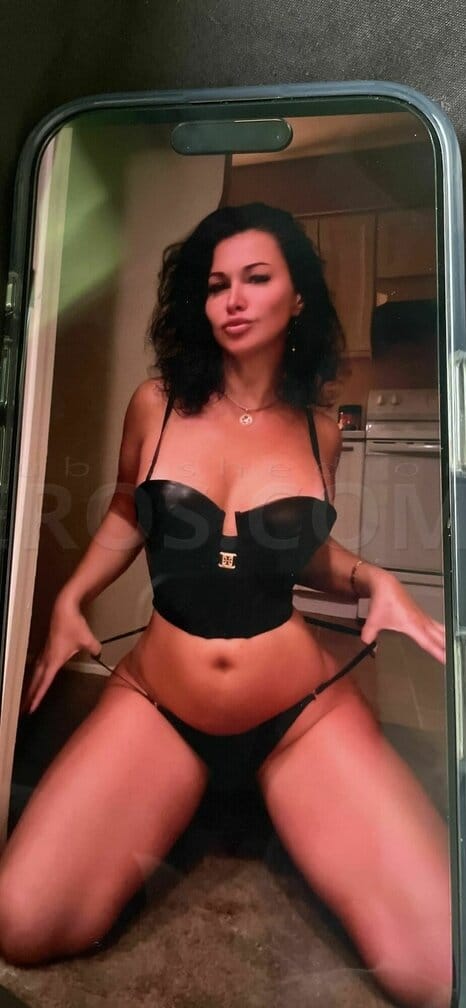 Queen Mila — photo 2