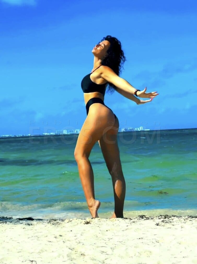 Queen Mila — photo 6