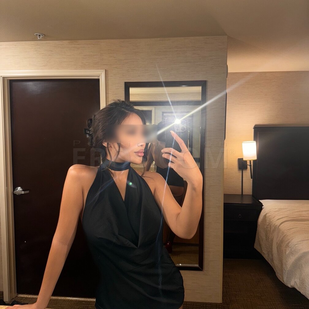 Erika Wild in REDWOOD CITY