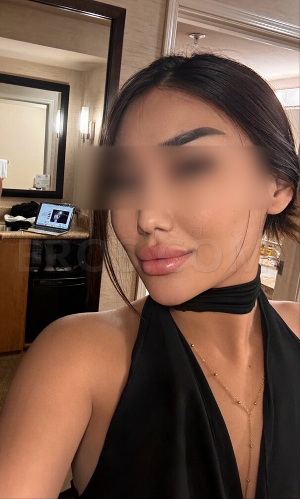 Erika Wild in REDWOOD CITY