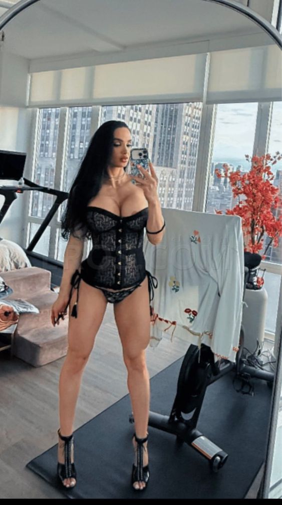 VIP Amy Anderssen