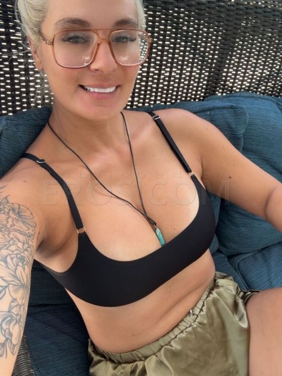 Mandy Rhea