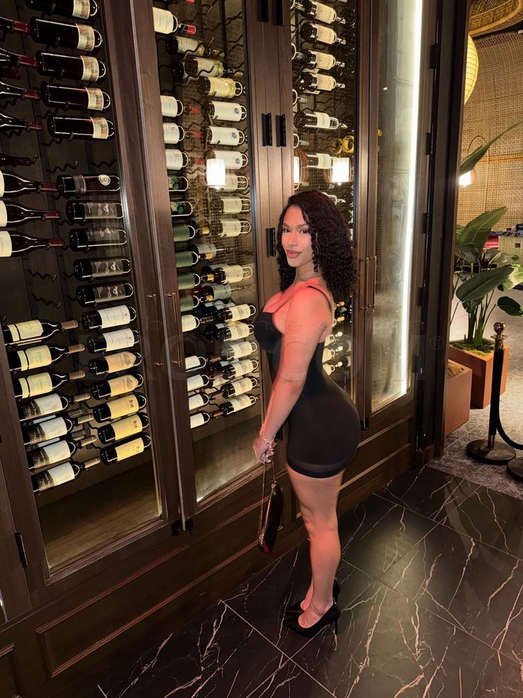 Esmeralda — photo 3