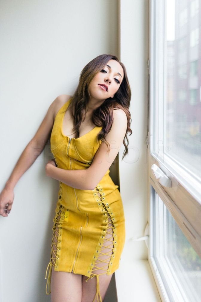 Model Estella — photo 4