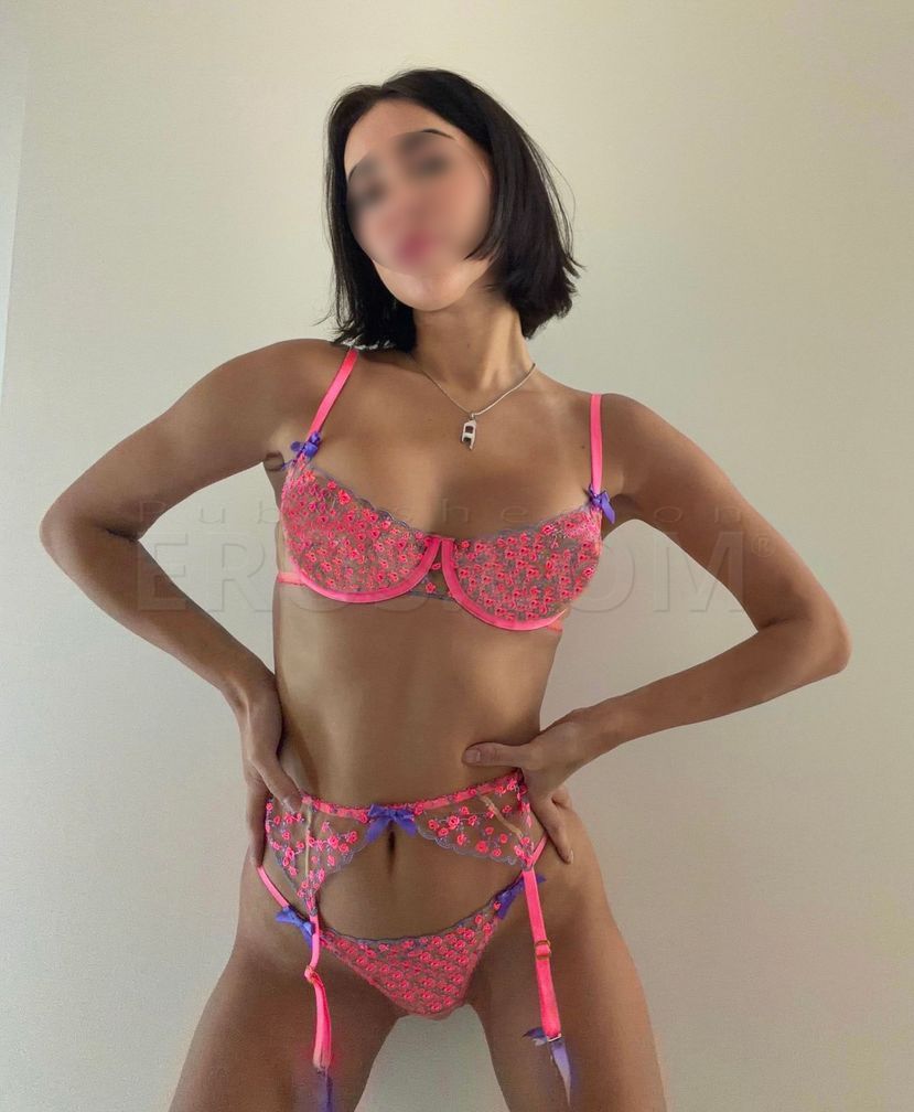 Sarah — photo 3
