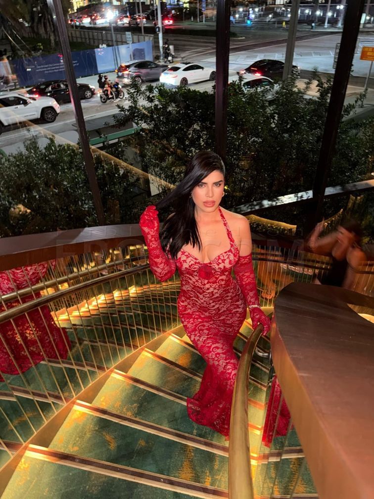 NATHALIE IN BLOOMINGTON