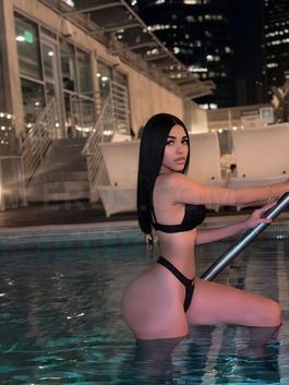 Jenny visiting the city