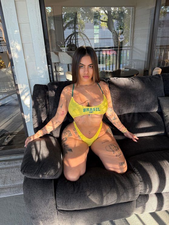 Mia