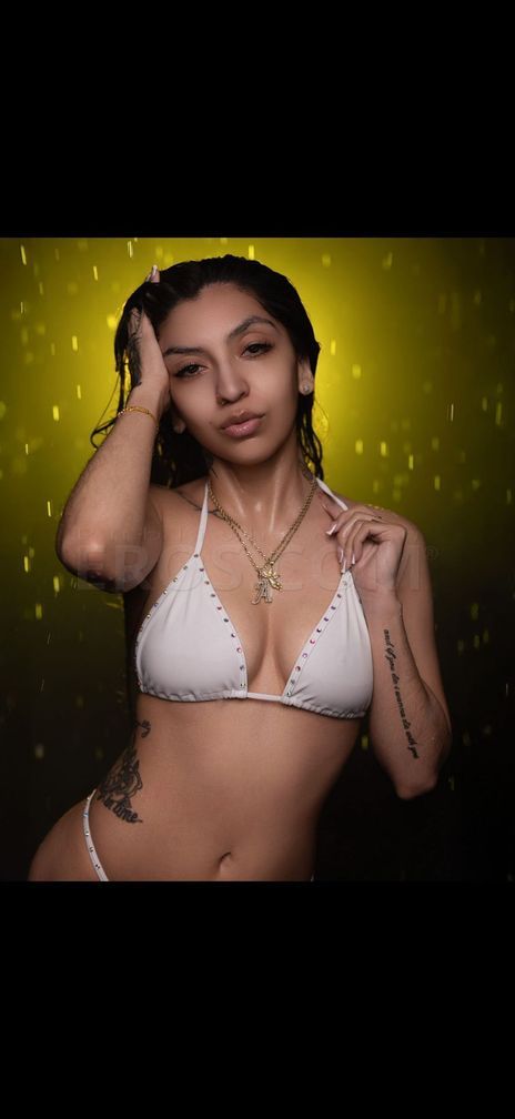 Nicole — photo 6