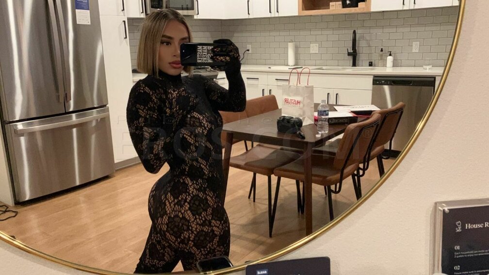 Gorgeous Noelle Love — photo 5
