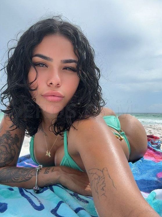 Mia