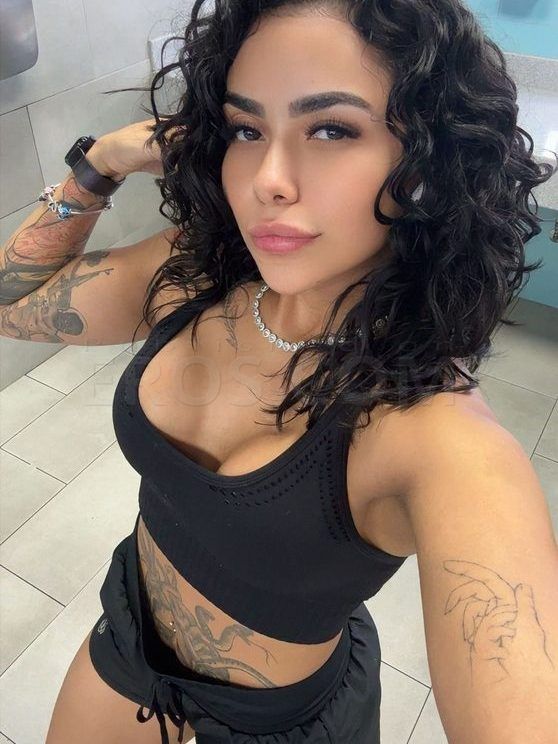 Mia