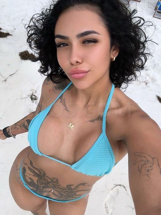 Mia
