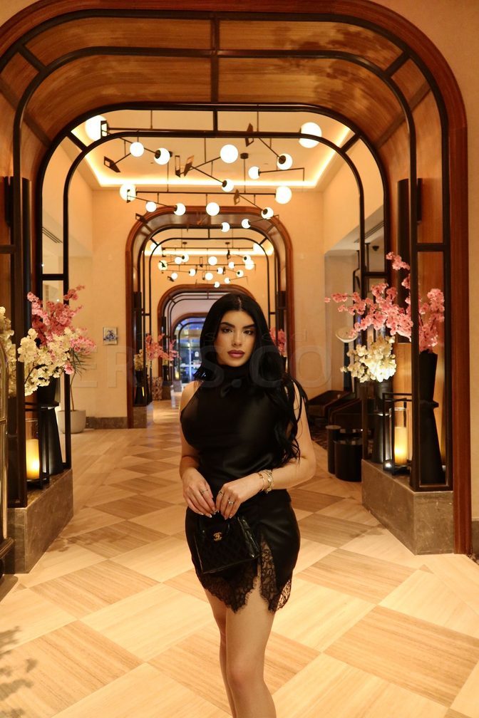 Gabriella in Brentwood — photo 3