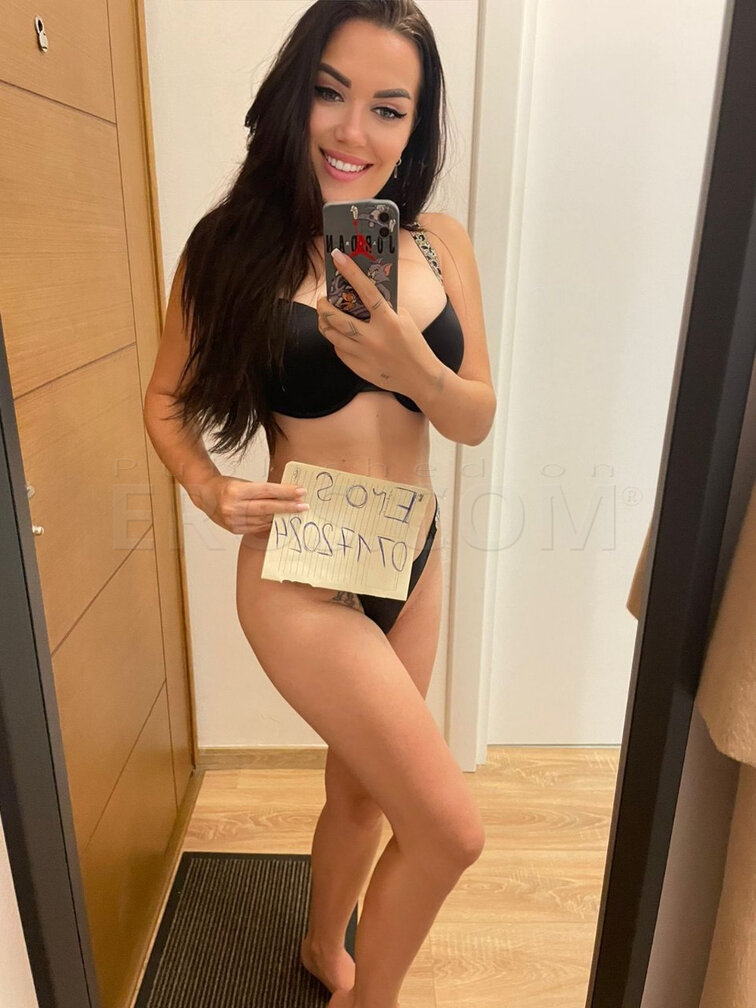 Helena in Tysons Corner