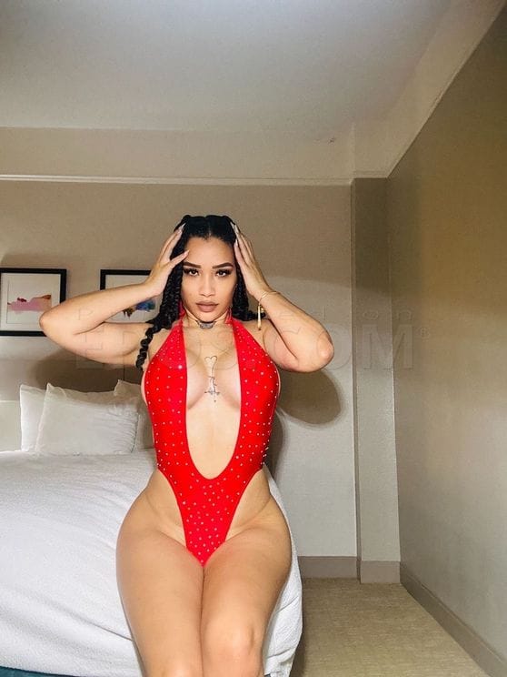 Khloe