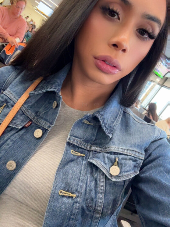 TS Asian Camila