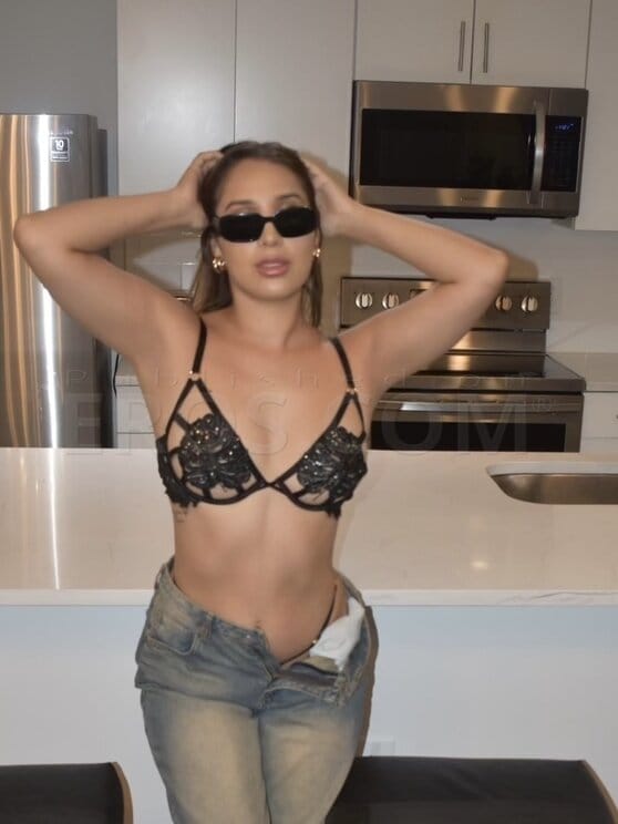 Bella