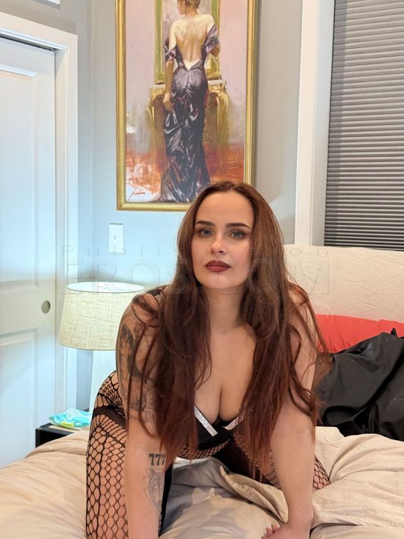 Red Velvet Cambridge