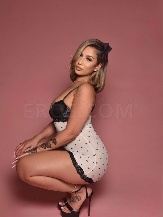 MonicaLove