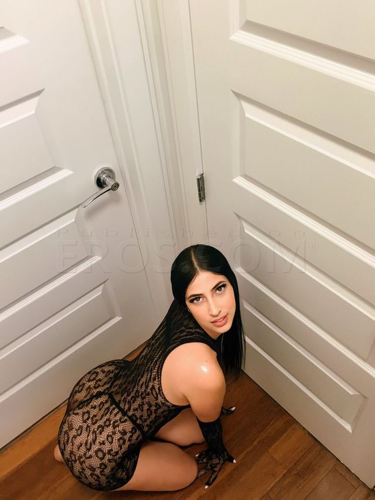 Monica — photo 6