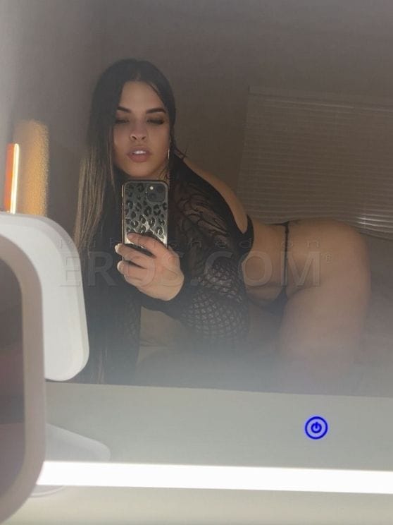 Mia