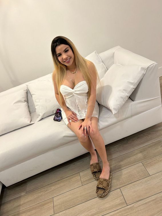 DANIELA — photo 6
