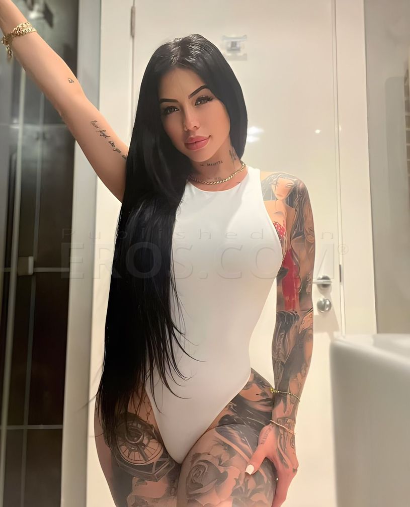 Camila — photo 2