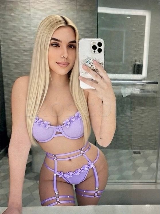 Mia