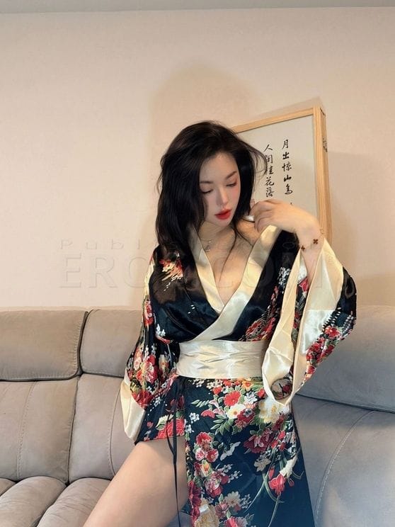 Sexy ,and gentle girl