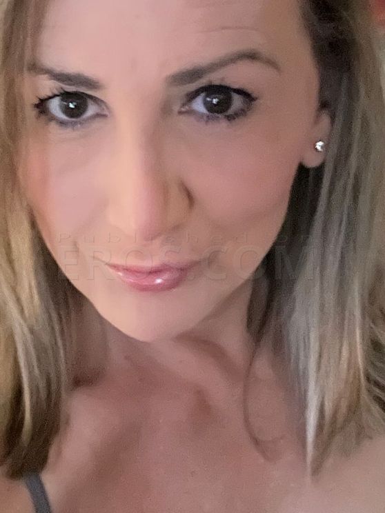 TS TS Kat Collins