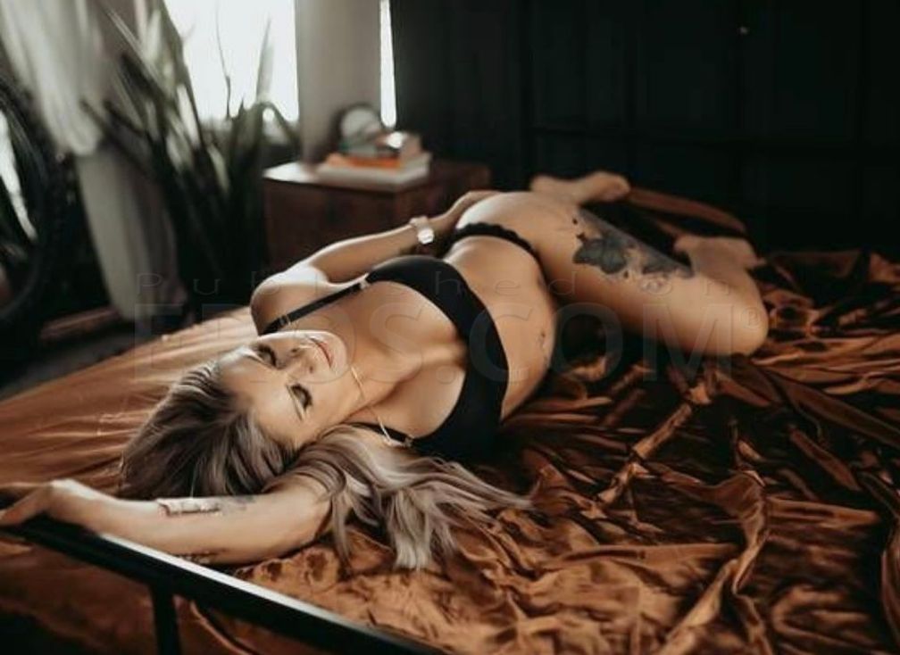 Vivienne Grey in Raleigh