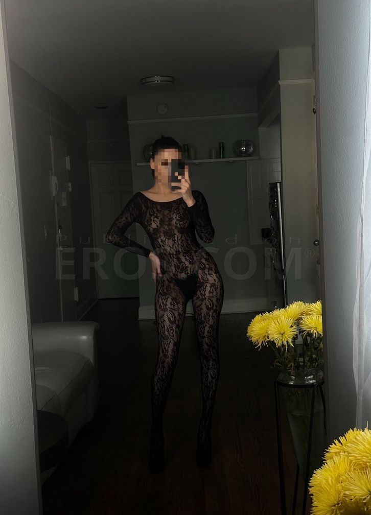 VIP Japanese Geisha from Wonderland