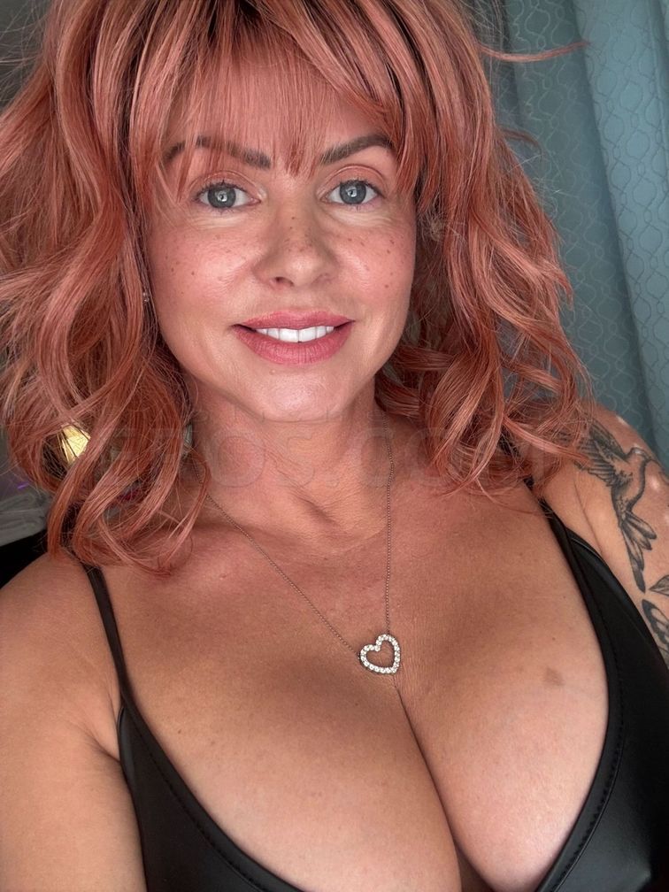 Pornstar Molly Manning